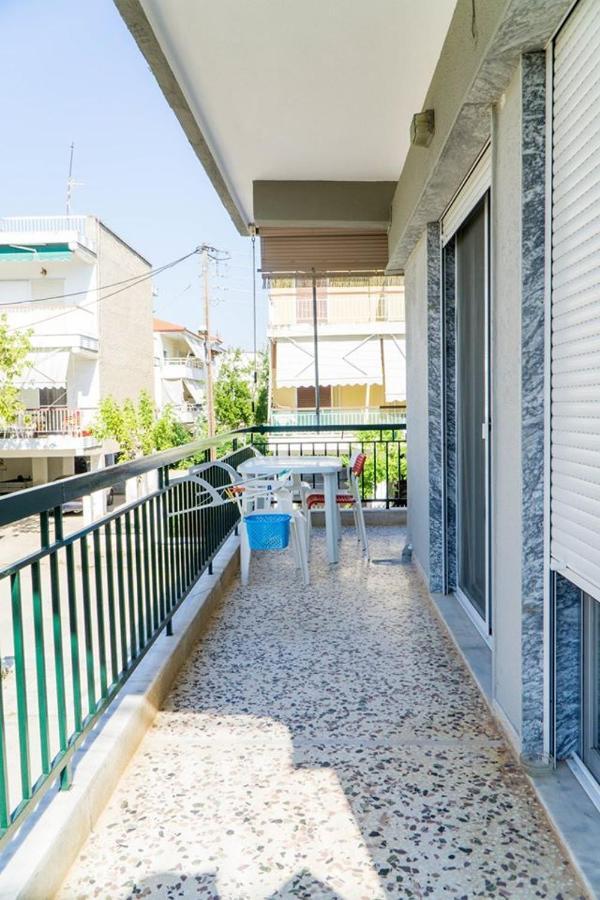 Zoi Apartments Paralia Dionysiou Luaran gambar